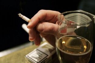 O alcohol e o tabaquismo son as causas da activación do virus do papiloma humano